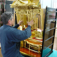 仏壇職人・組立て　～金仏壇が出来るまで・お仏壇の知識～